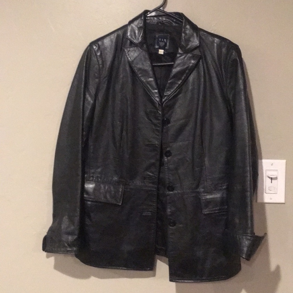 Leader jacket
